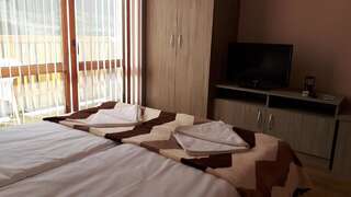 Гостевой дом Mini Complex Rilski Terasi Сапарева-Баня Двухместный номер с 1 кроватью и балконом-5